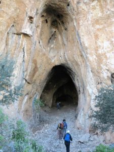 Cueva de Peñarrubia, Sierra del Puntal, Lora de Estepa./ Foto J.M.