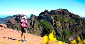 La cumbre que aguarda, hacia ella nos vamos./ Foto JM