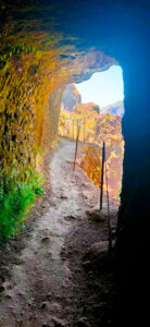 A la salida de un túnel./ Foto A. Carmona